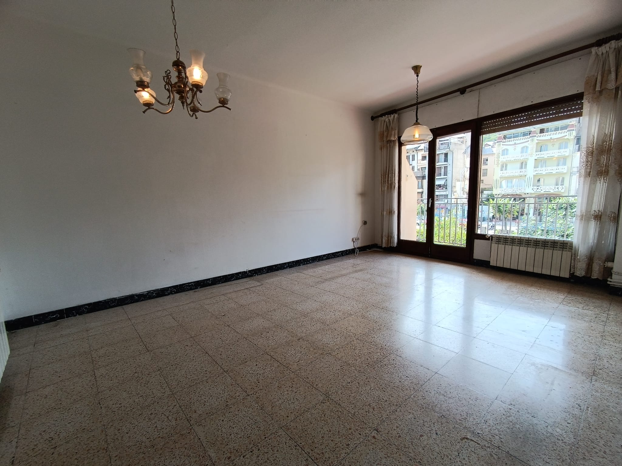 GREAT APARTMENT IN THE CENTER OF SORT